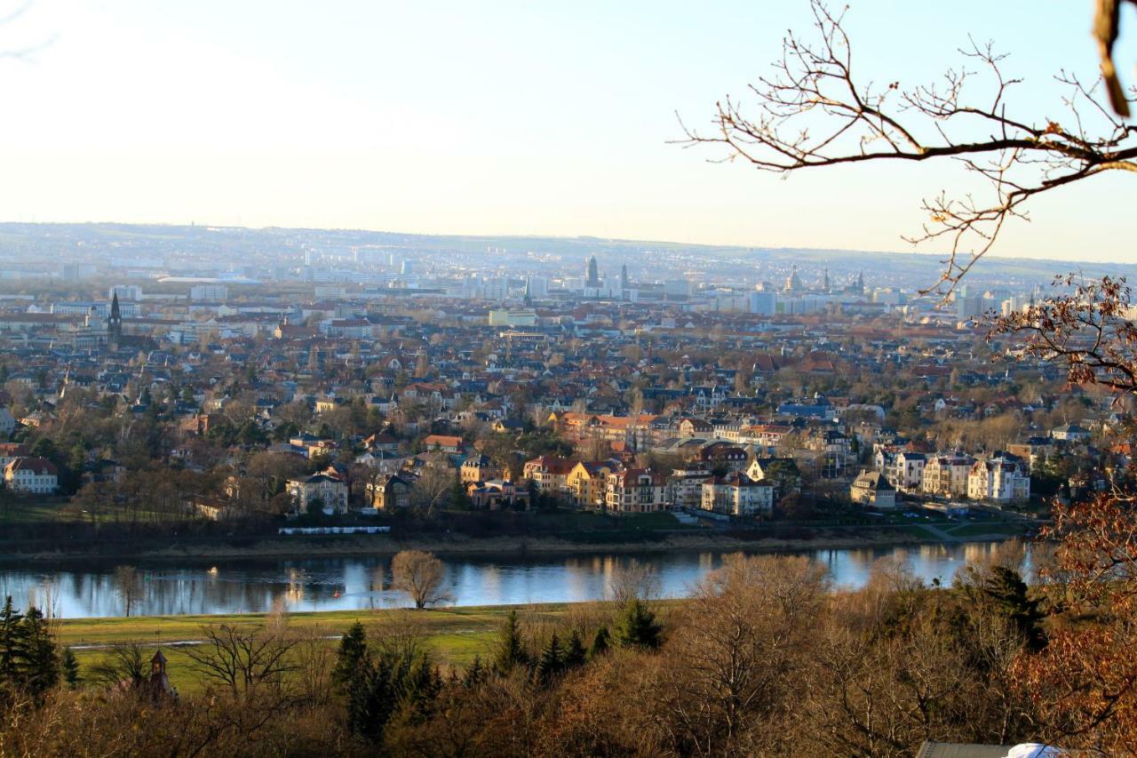 Ferienwohnung Natur Und Kunst Dresden Bagian luar foto