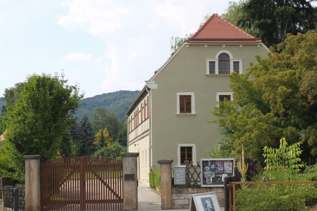 Ferienwohnung Natur Und Kunst Dresden Bagian luar foto